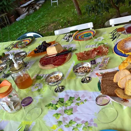 A Casa Di Camilla Bed & Breakfast Carate Urio